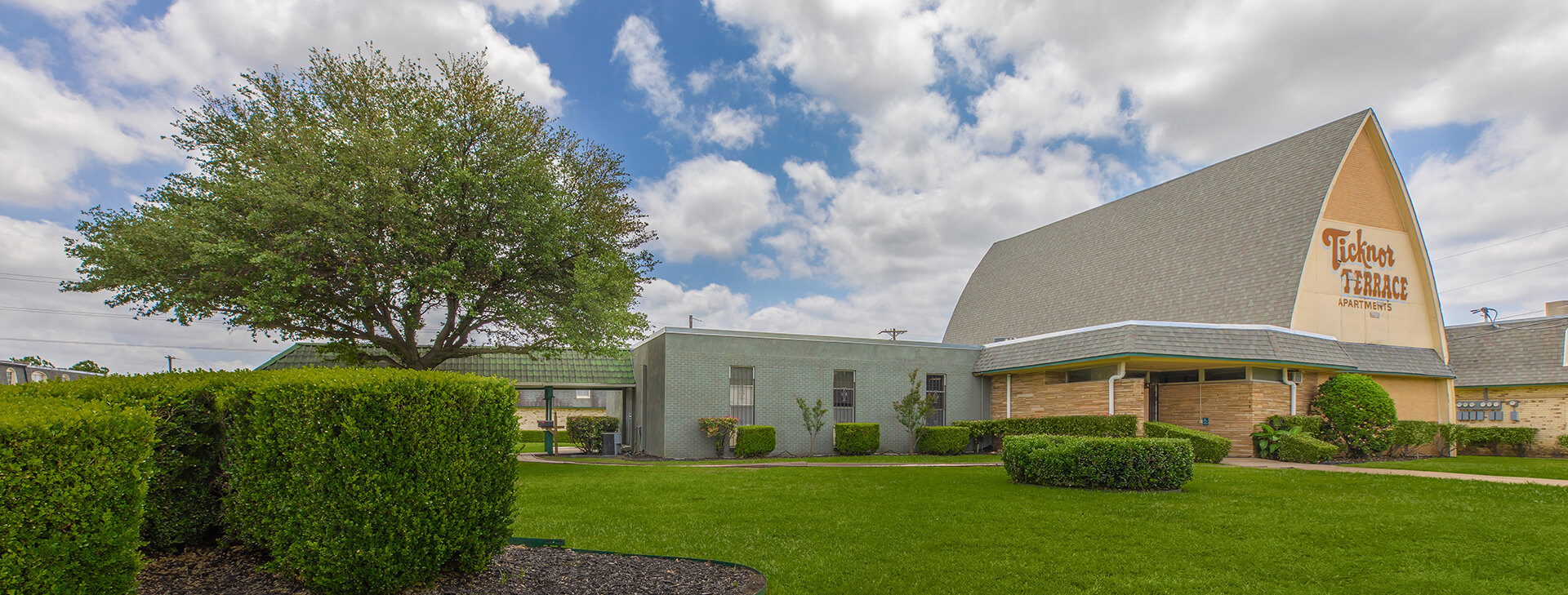 Ticknor Terrace - Apartments in Grapevine, TX